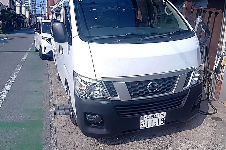 日産キャラバン貨物車
