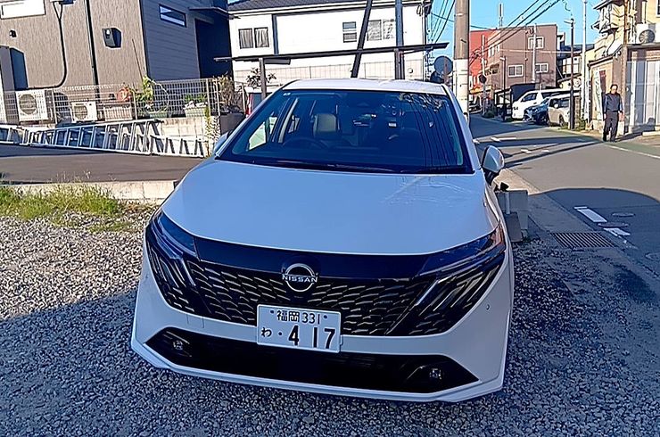 日産　オーラ　ｅパワー