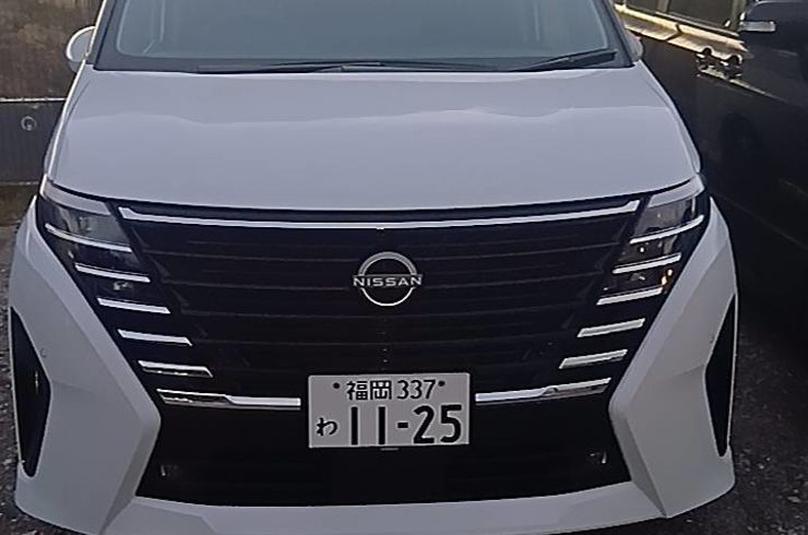 日産　セレナｅパワー