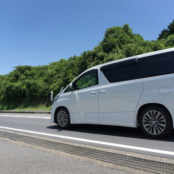 福岡空港の周辺で団体利用にぴったりのレンタカーを提供しております