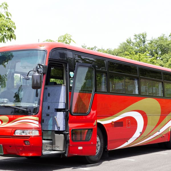 福岡空港の周辺で部活の遠征がある際には有限会社田中屋をご利用ください