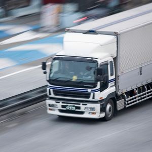 福岡空港周辺で冷凍車を扱っているレンタカー屋をお探しの方におすすめです